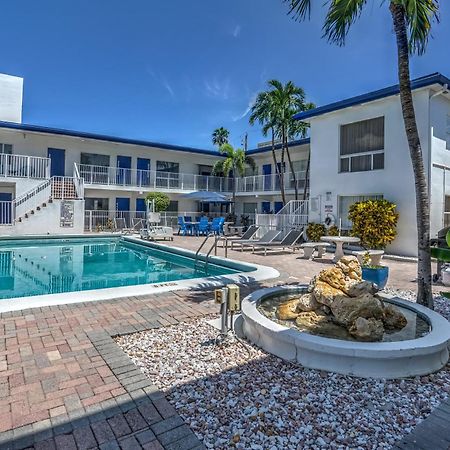 Hotel Blue Strawberry By The Sea Lauderdale-by-the-Sea Exteriér fotografie