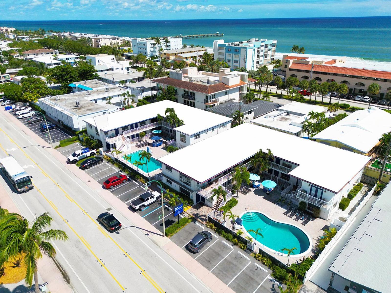 Hotel Blue Strawberry By The Sea Lauderdale-by-the-Sea Exteriér fotografie