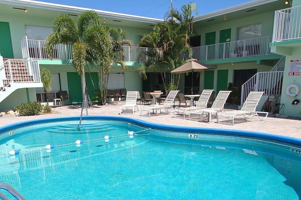 Hotel Blue Strawberry By The Sea Lauderdale-by-the-Sea Exteriér fotografie