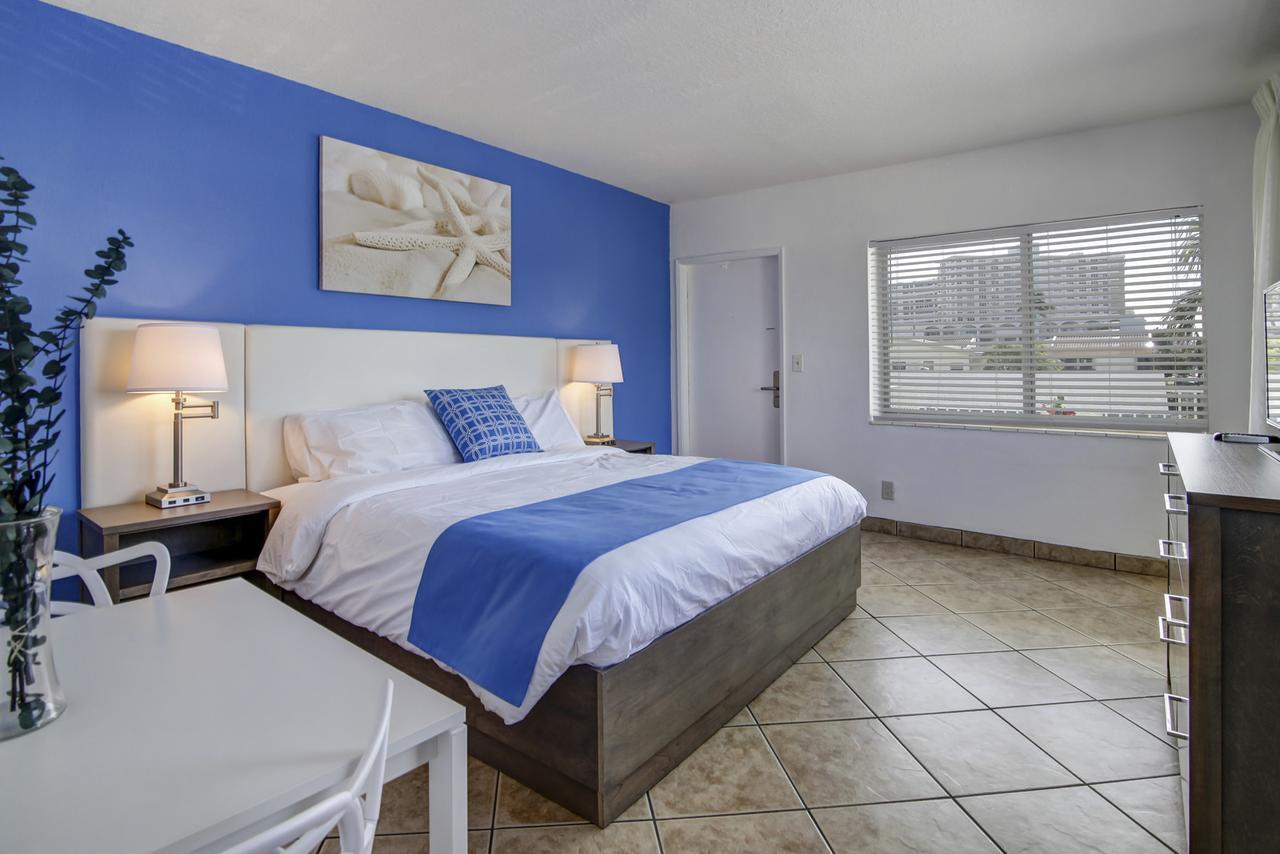 Hotel Blue Strawberry By The Sea Lauderdale-by-the-Sea Exteriér fotografie