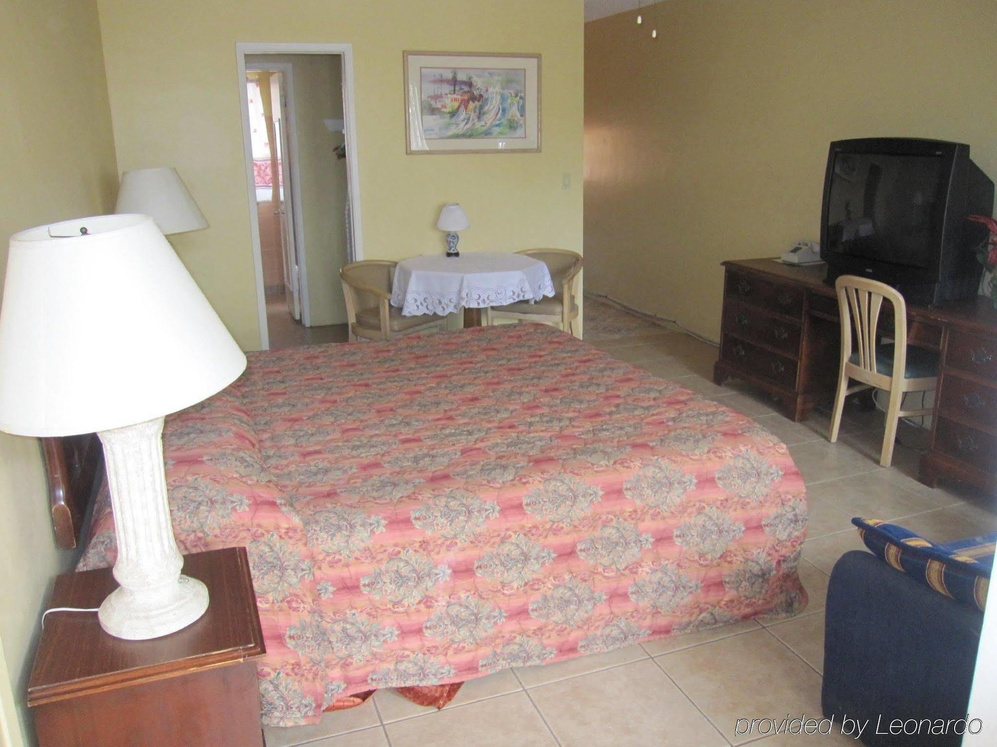 Hotel Blue Strawberry By The Sea Lauderdale-by-the-Sea Exteriér fotografie