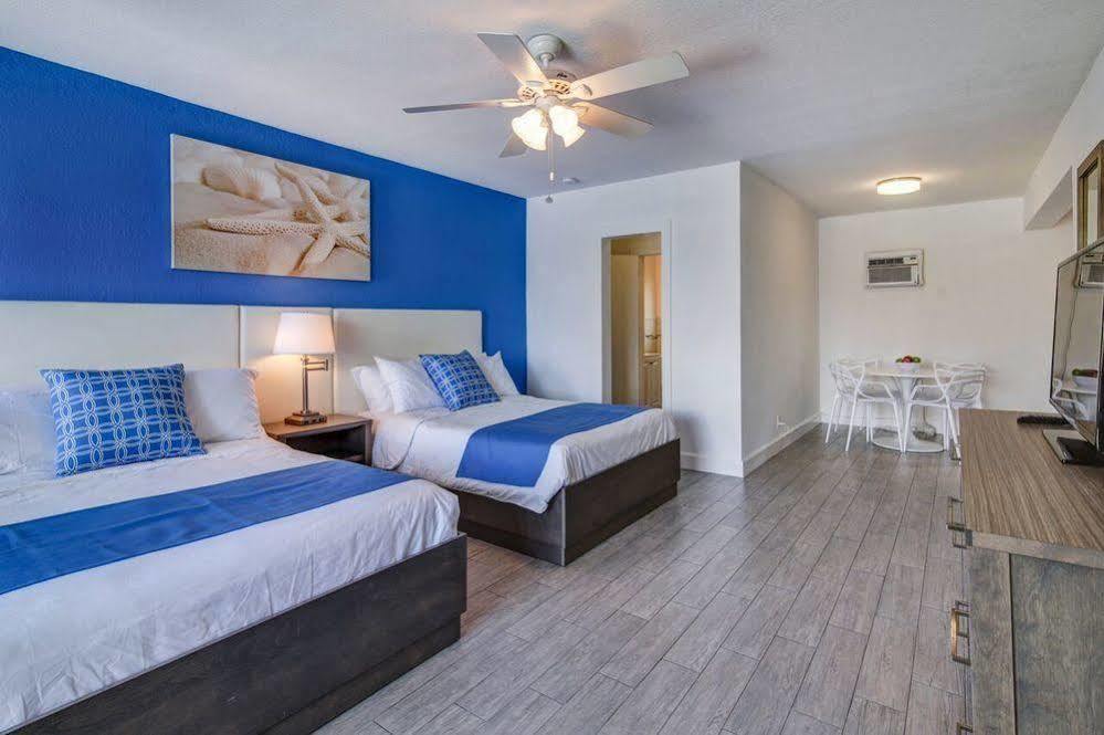 Hotel Blue Strawberry By The Sea Lauderdale-by-the-Sea Exteriér fotografie