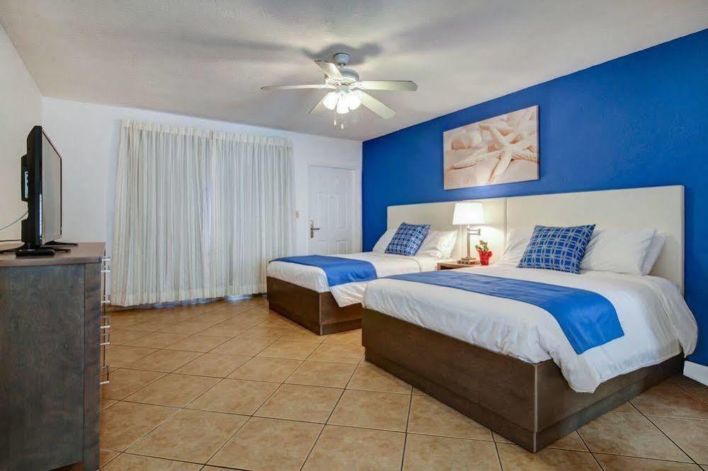 Hotel Blue Strawberry By The Sea Lauderdale-by-the-Sea Exteriér fotografie