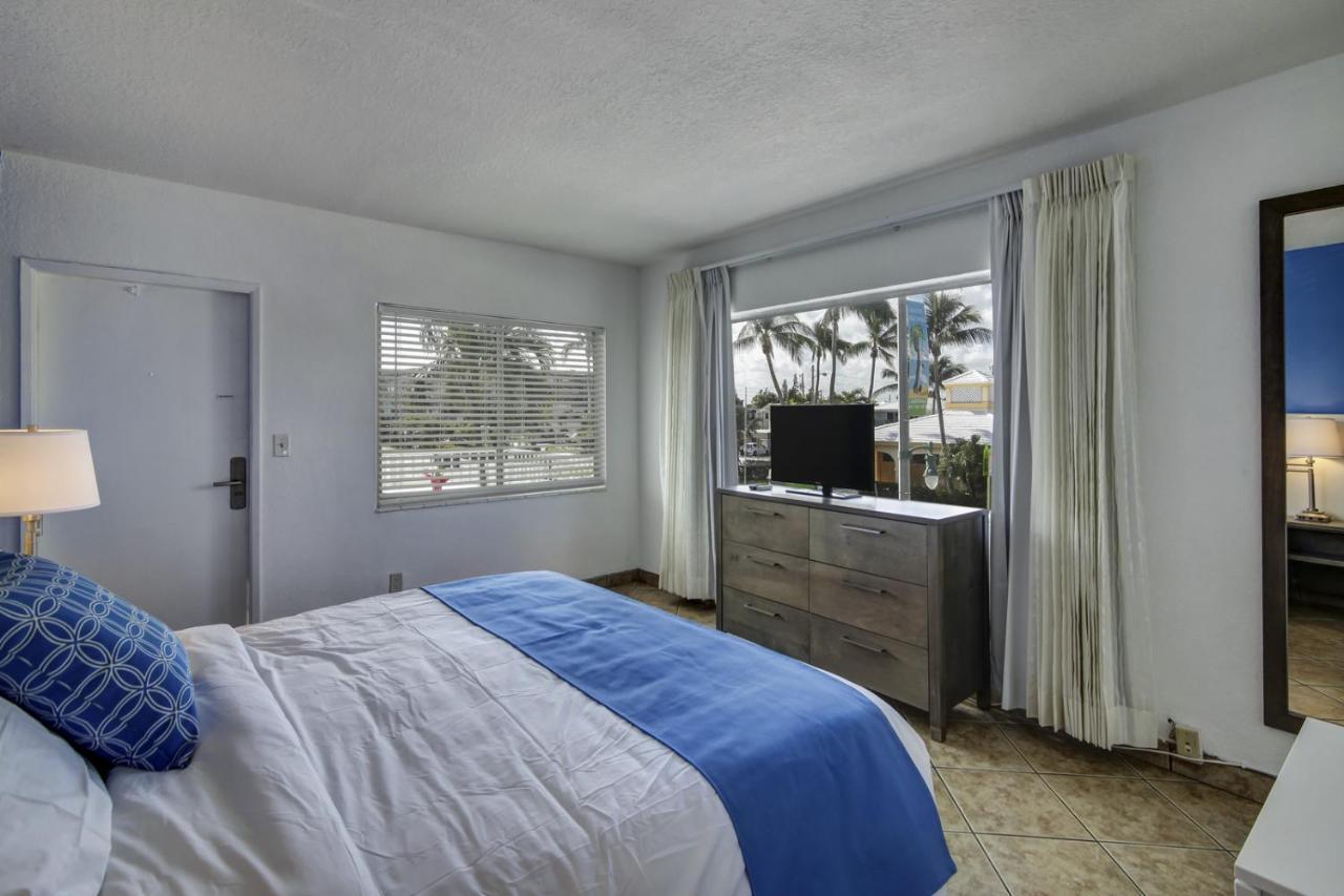 Hotel Blue Strawberry By The Sea Lauderdale-by-the-Sea Exteriér fotografie